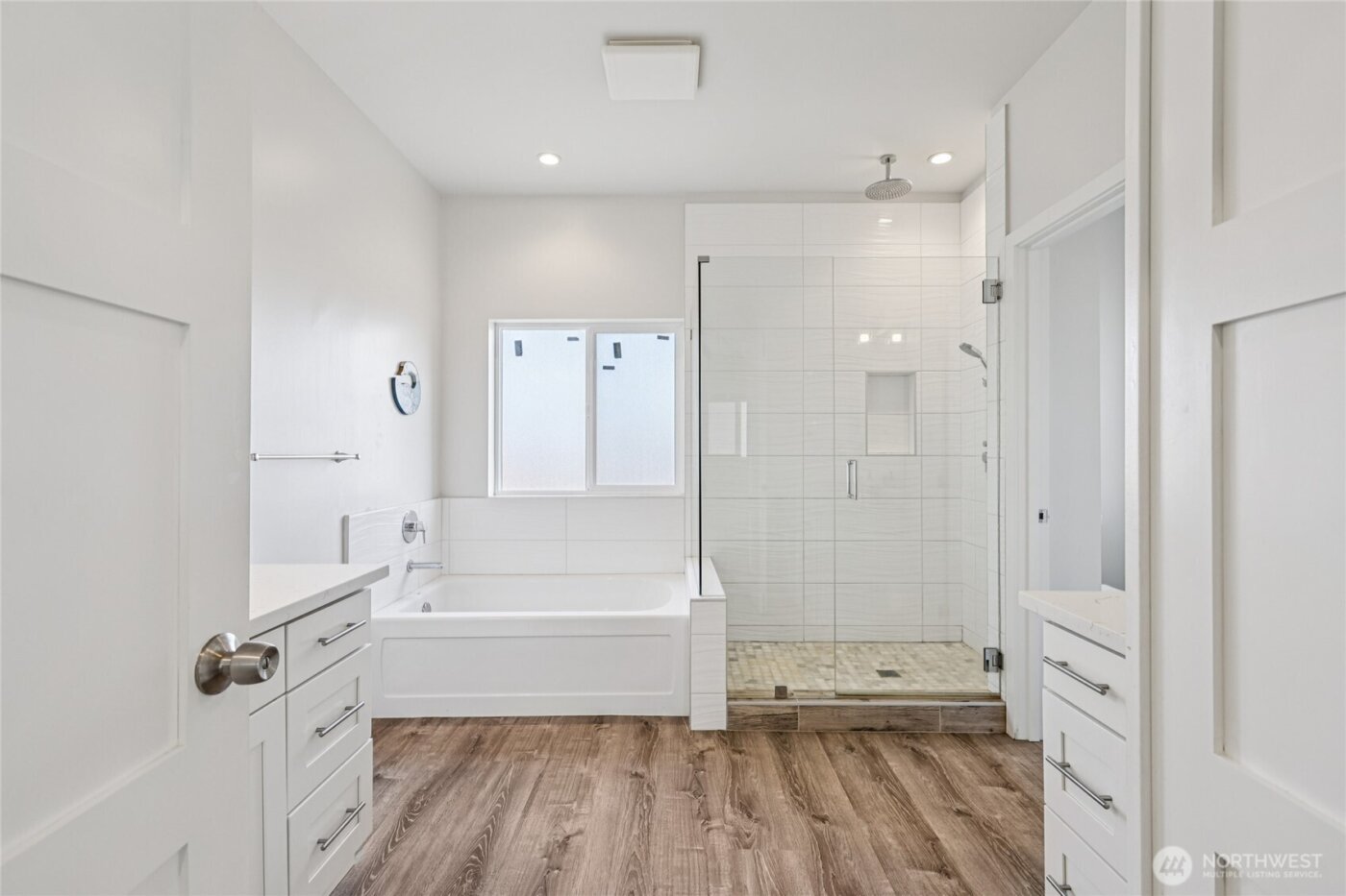 7724 16th Avenue SW, Seattle, WA 98106