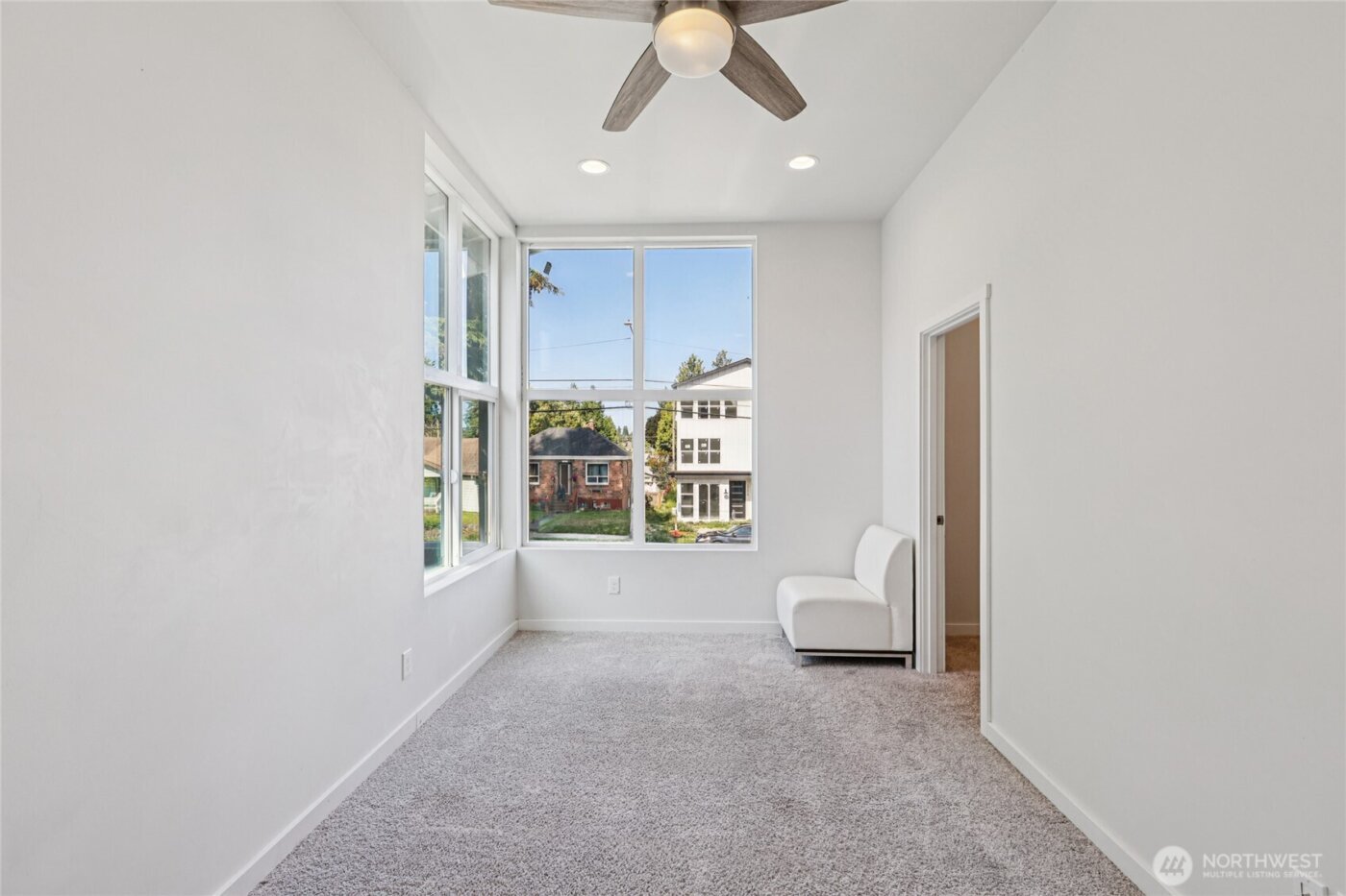 7724 16th Avenue SW, Seattle, WA 98106