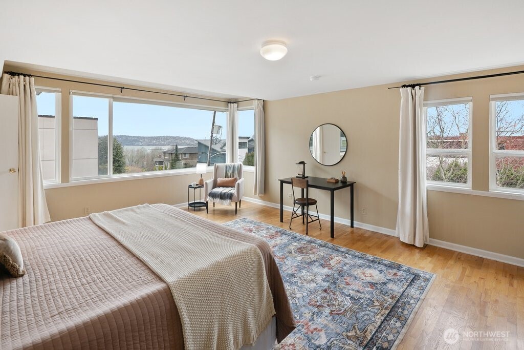 4200 SW Atlantic Street , Seattle, WA 98116