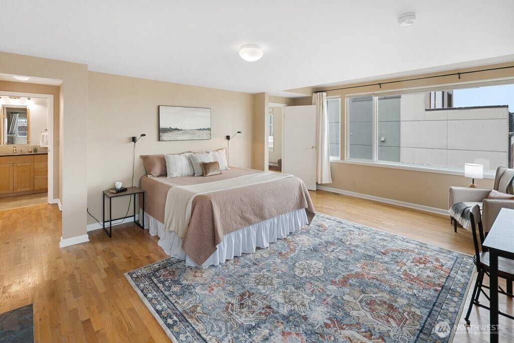 4200 SW Atlantic Street , Seattle, WA 98116