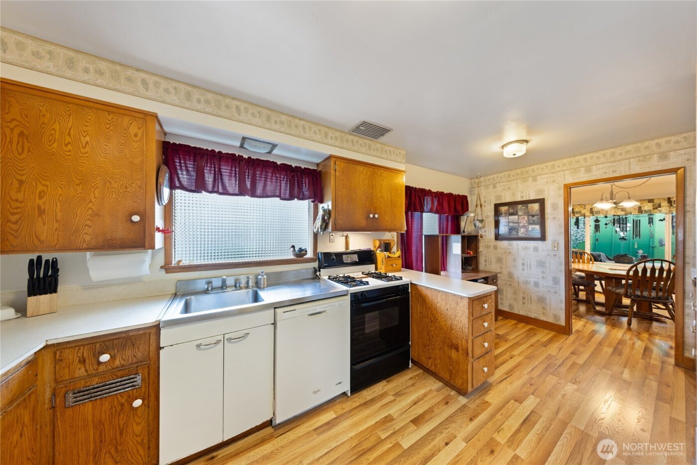 1511 S 12th Street , Mount Vernon, WA 98274-5015