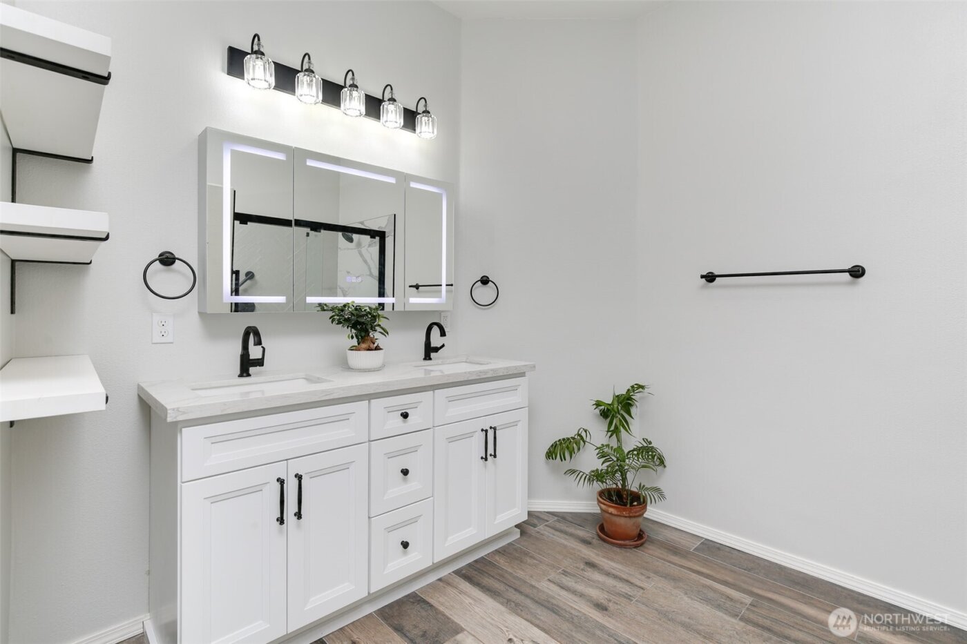 2306 Wellman Place , Oak Harbor, WA 98277