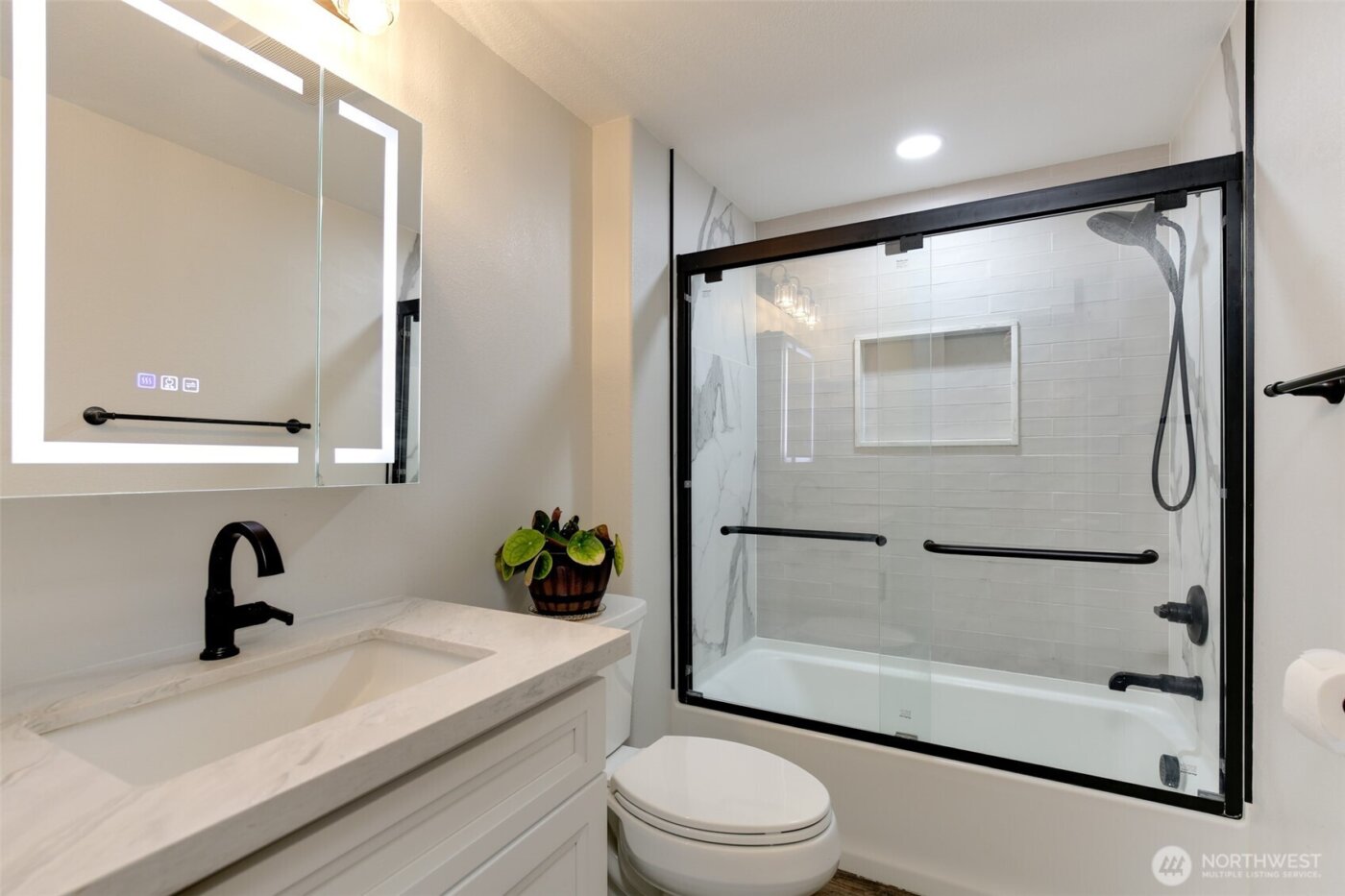 2306 Wellman Place , Oak Harbor, WA 98277