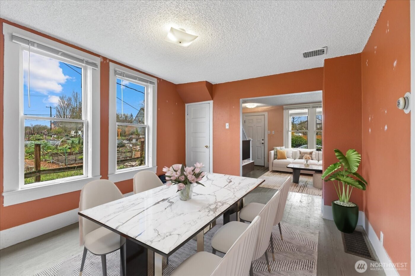 4619 S Lucile Street , Seattle, WA 98118