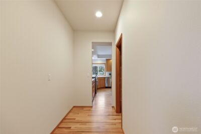 1611 12th Avenue NW, Puyallup, WA 98371 - Photo 16