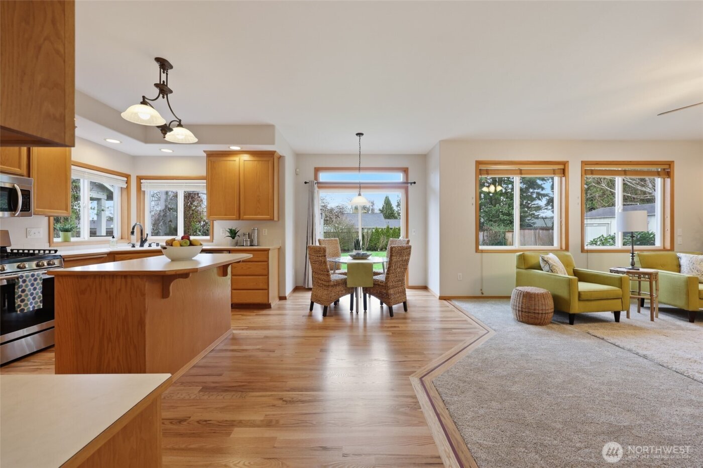 1611 12th Avenue NW, Puyallup, WA 98371