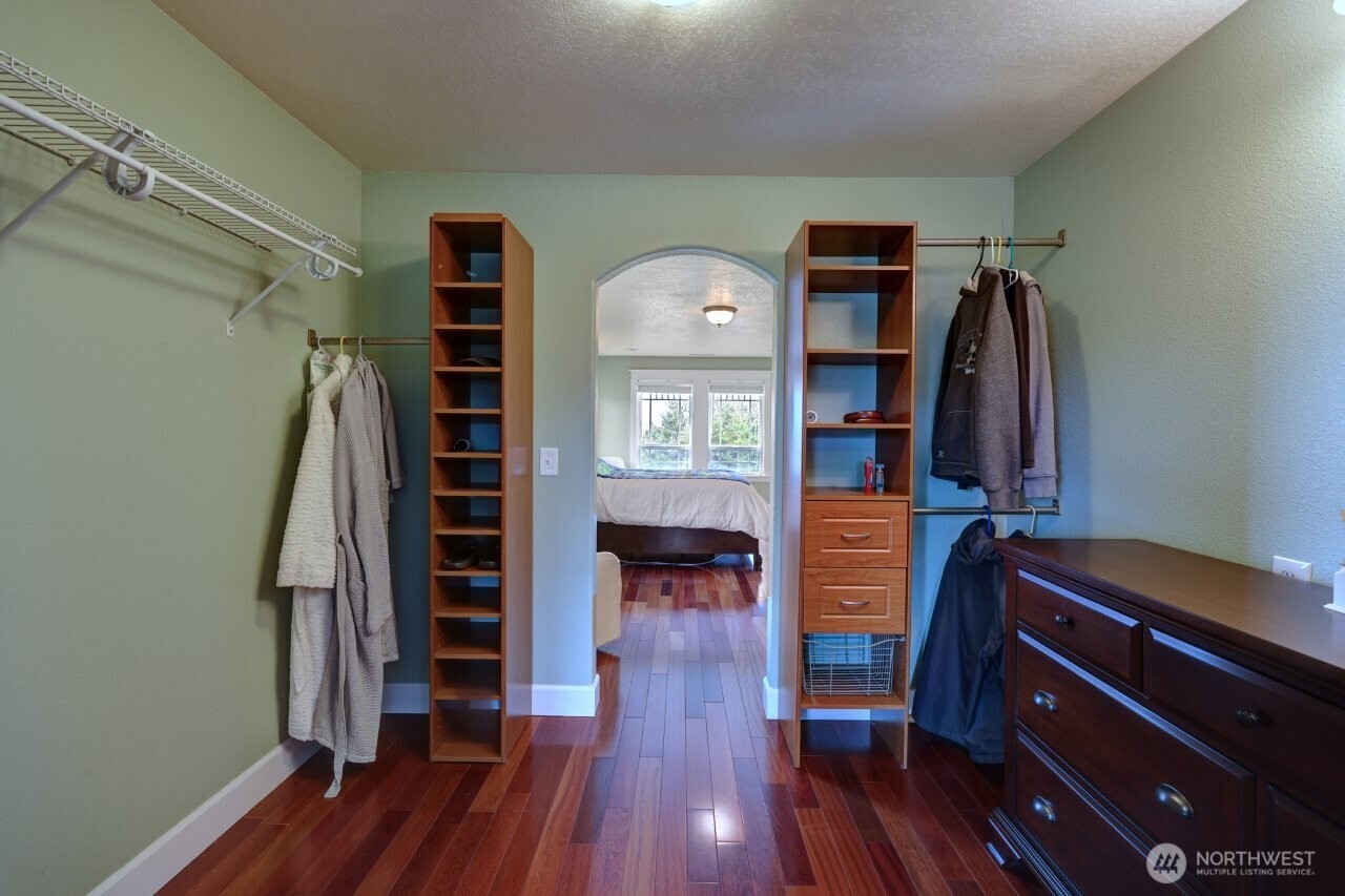 32500 G St , Ocean Park, WA 98640