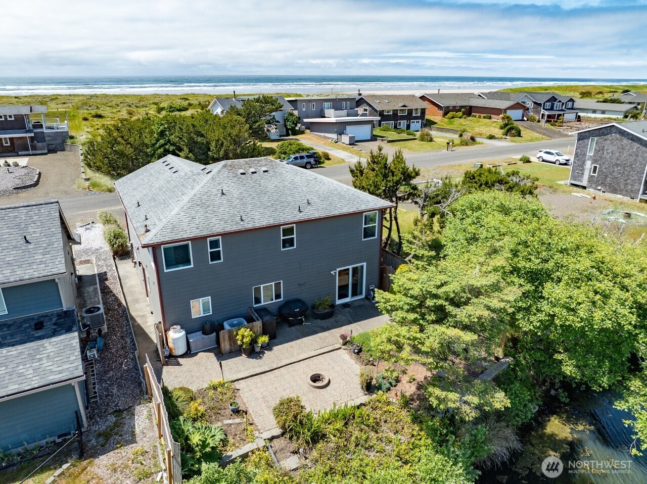 32500 G St , Ocean Park, WA 98640