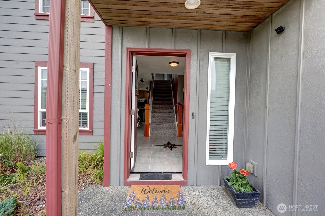 32500 G St , Ocean Park, WA 98640