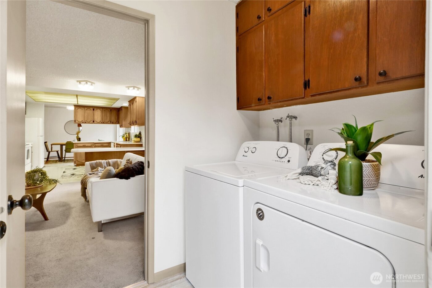 4440 Cable Street , Bellingham, WA 98229