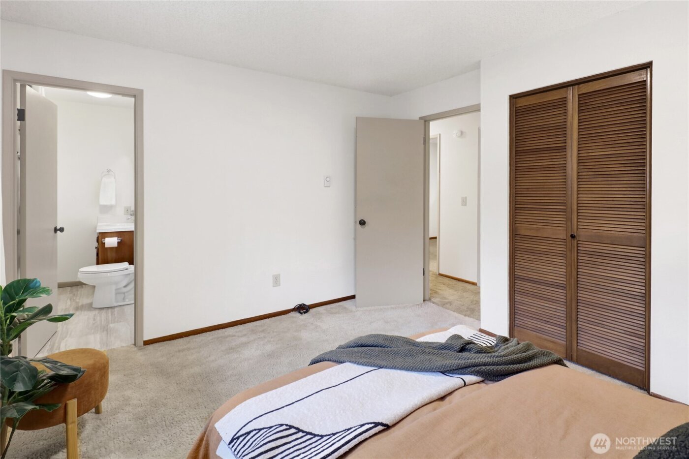 4440 Cable Street , Bellingham, WA 98229