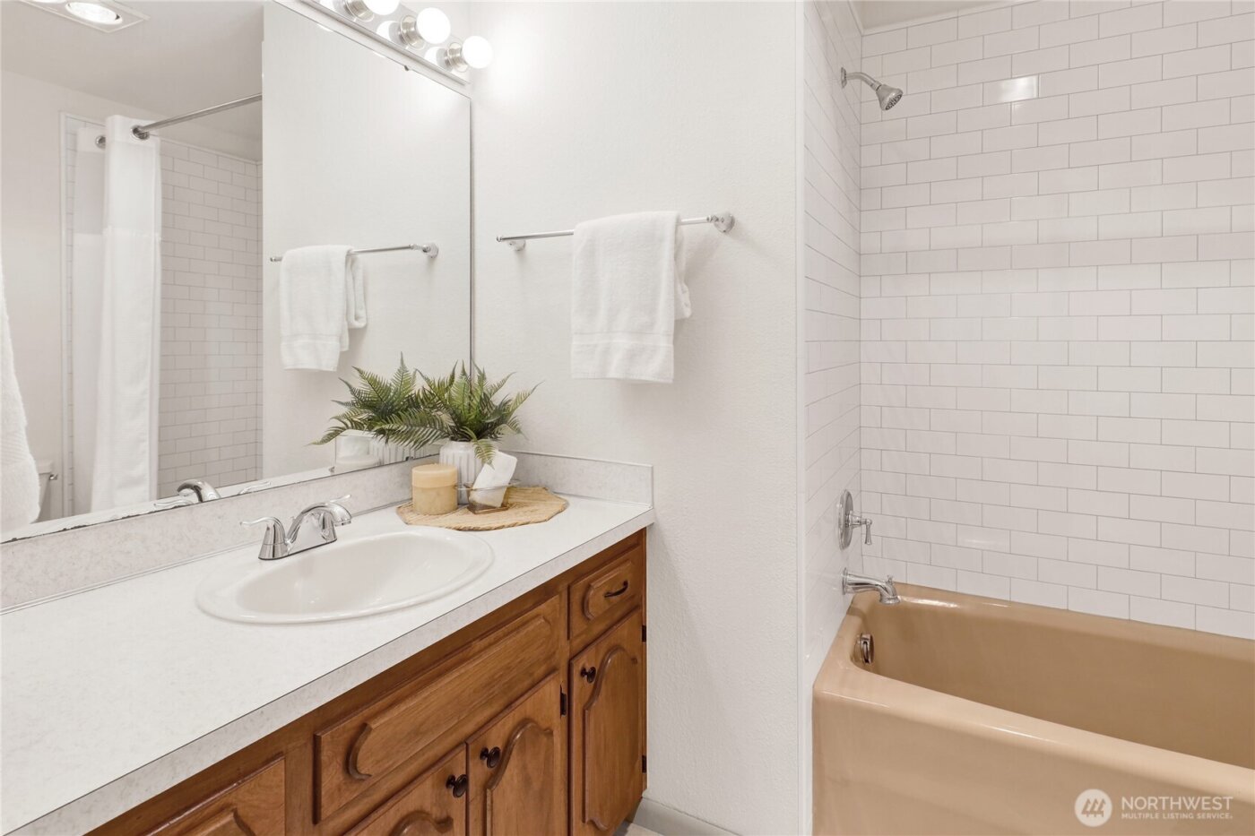 4440 Cable Street , Bellingham, WA 98229