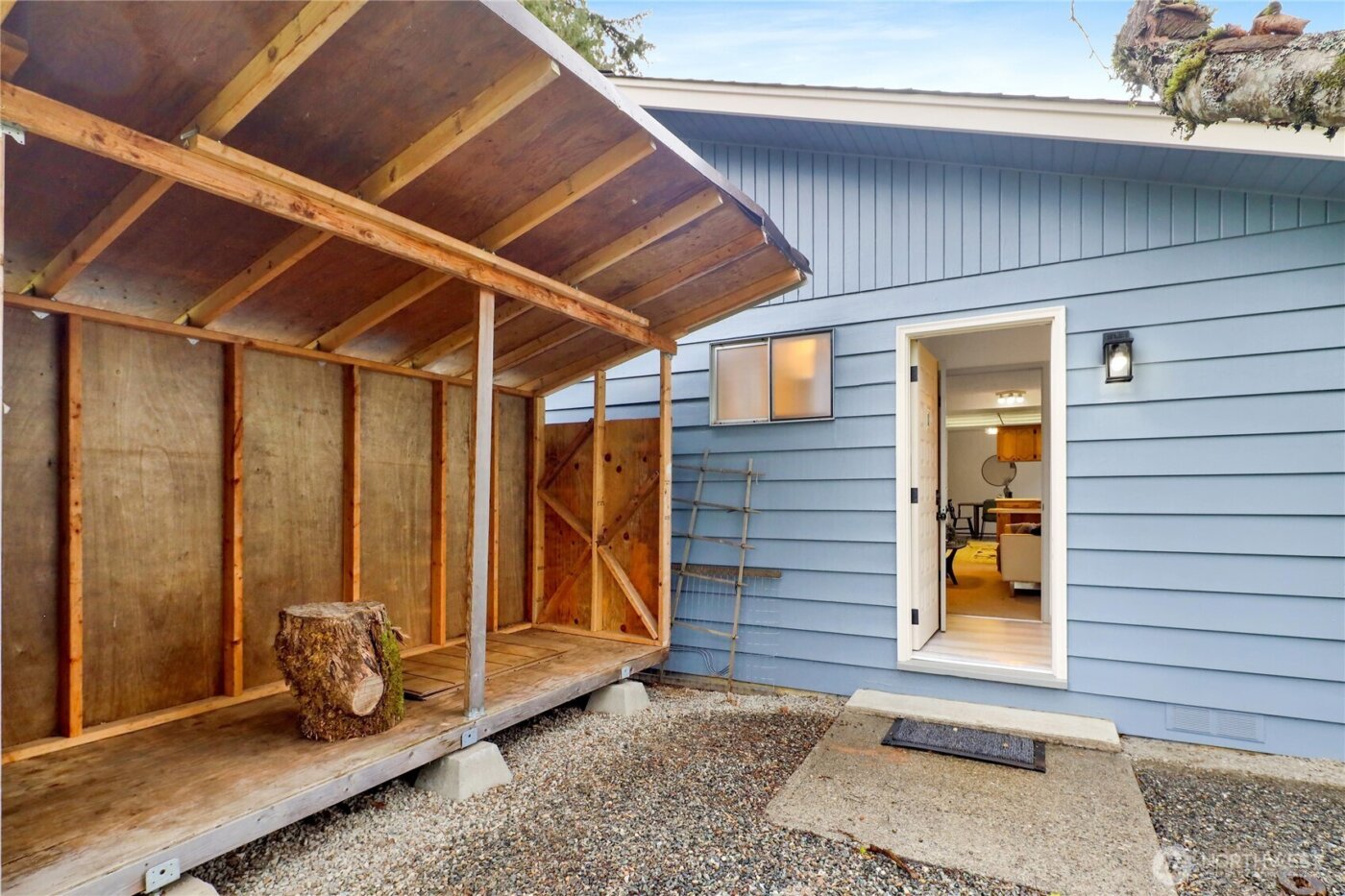 4440 Cable Street , Bellingham, WA 98229