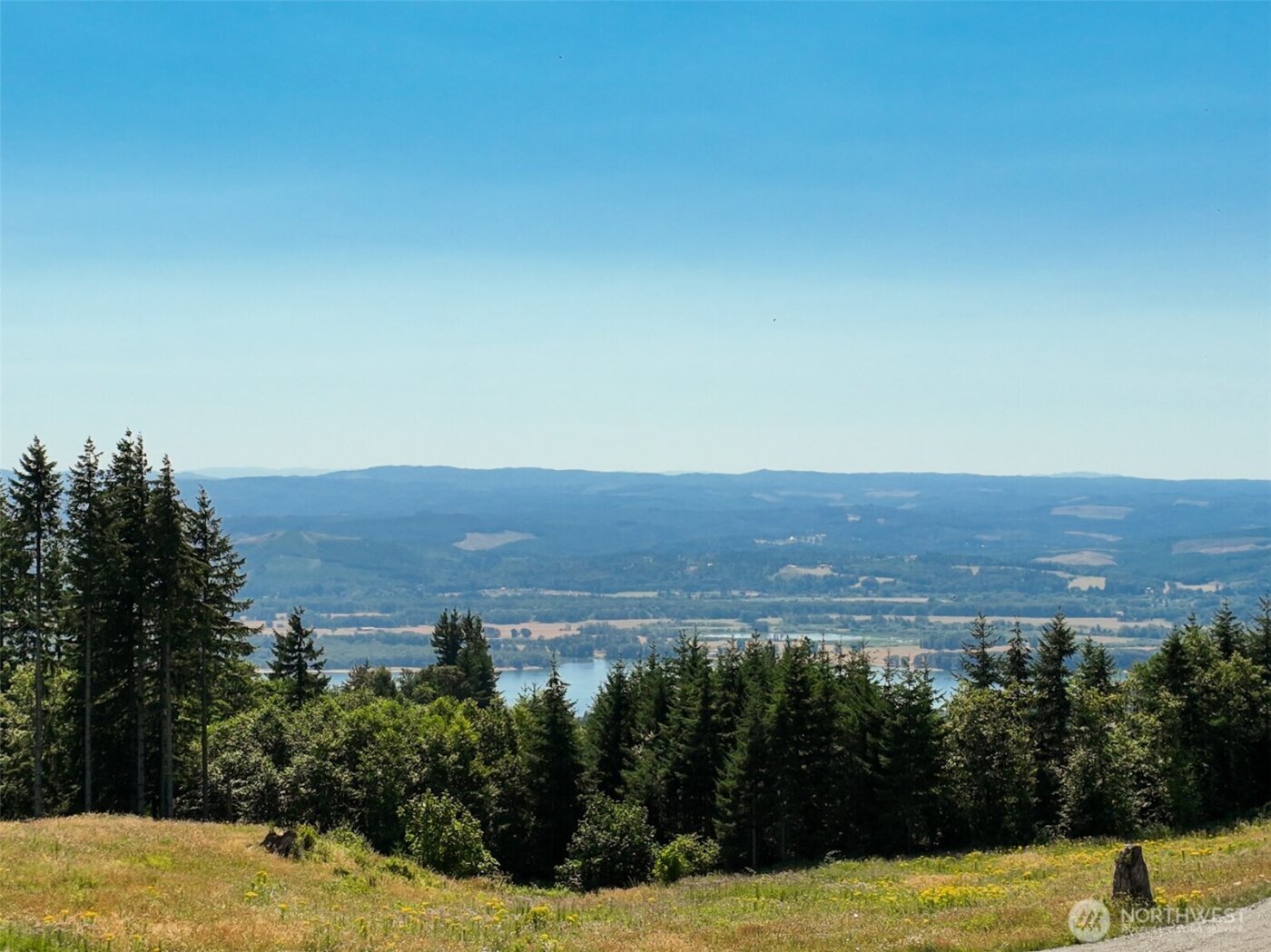 149 Resort Lane , Kalama, WA 98625