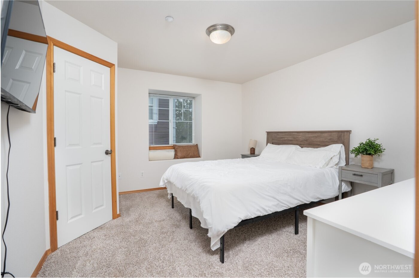 403 N M , Tacoma, WA 98403