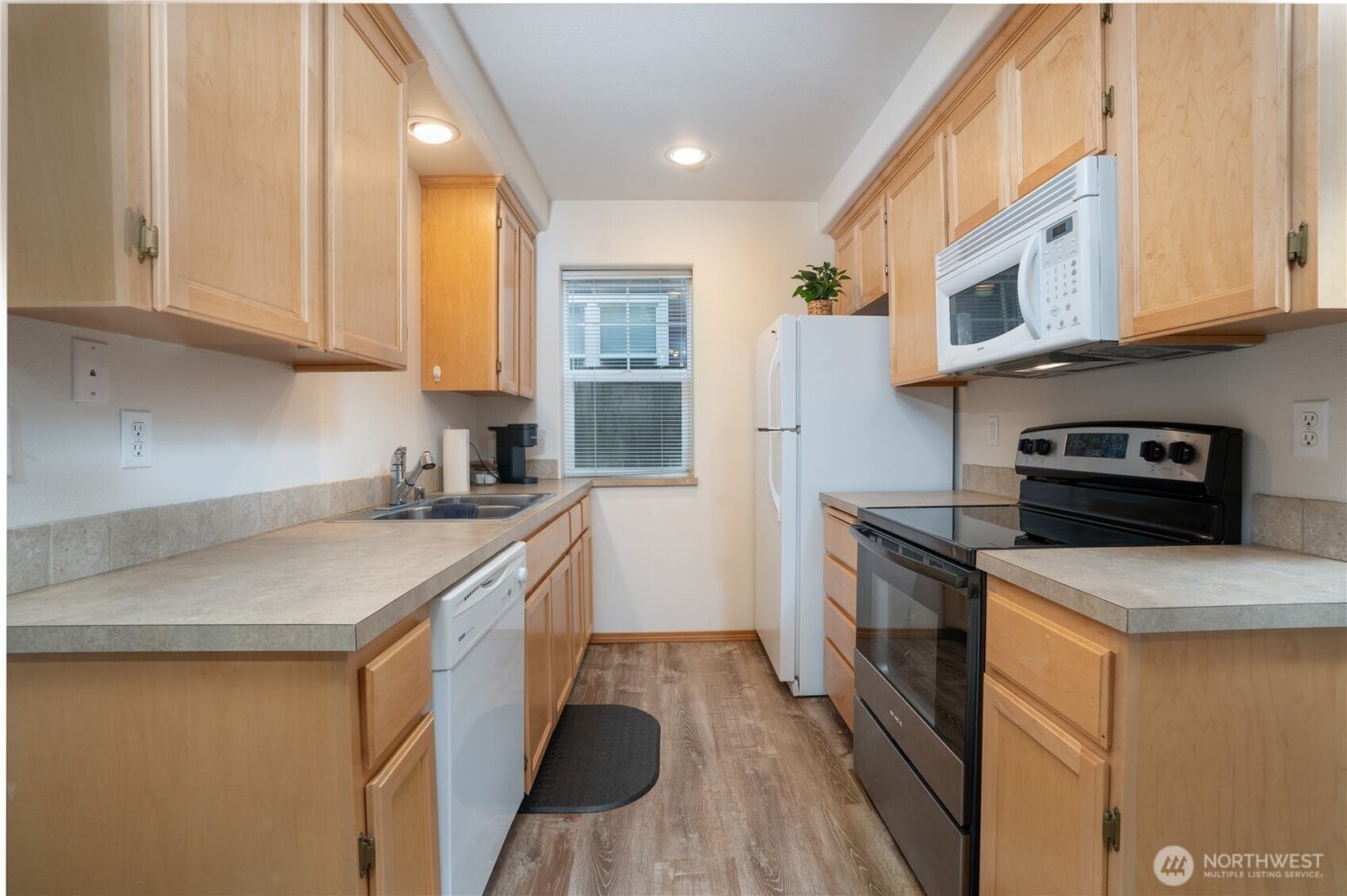 403 N M , Tacoma, WA 98403