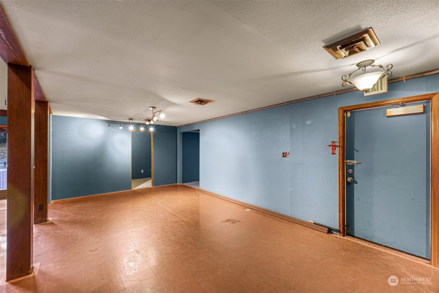 7489 S Dillard Avenue , Concrete, WA 98237