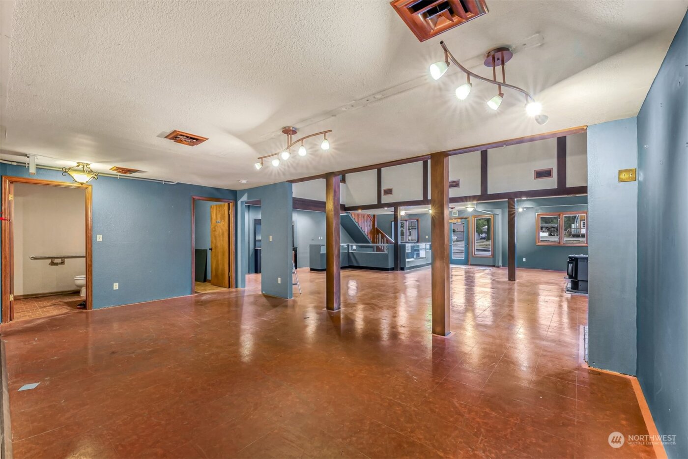 7489 S Dillard Avenue , Concrete, WA 98237