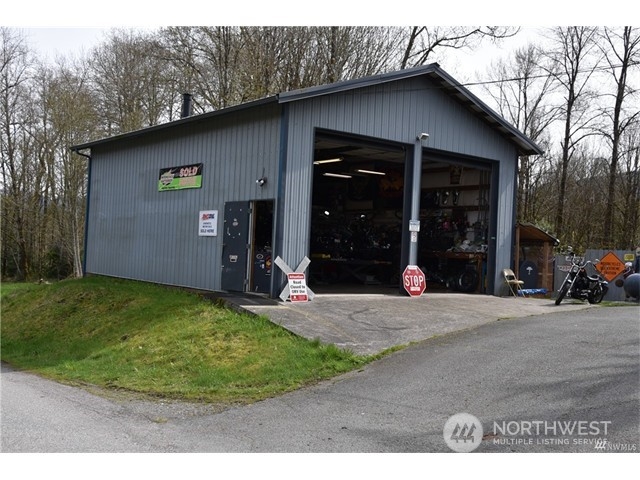 7489 S Dillard Avenue , Concrete, WA 98237