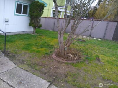 10615 18th Avenue SW, Seattle, WA 98146 - Photo 2