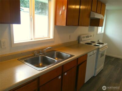 10615 18th Avenue SW, Seattle, WA 98146 - Photo 6