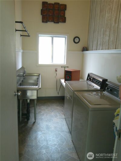 10615 18th Avenue SW, Seattle, WA 98146 - Photo 10