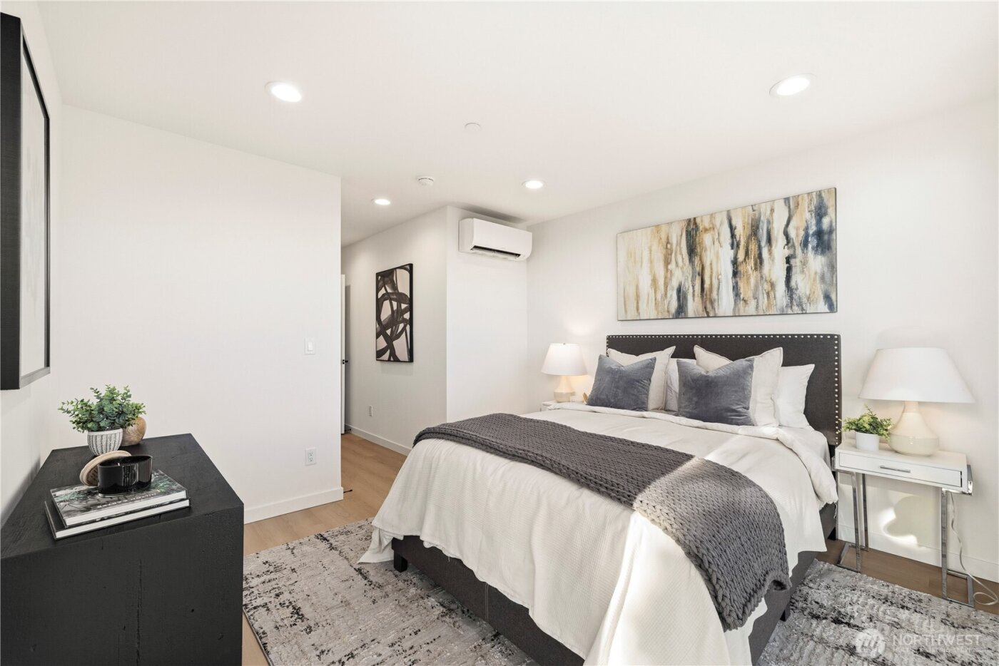 3817 B Fremont Avenue N, Seattle, WA 98103