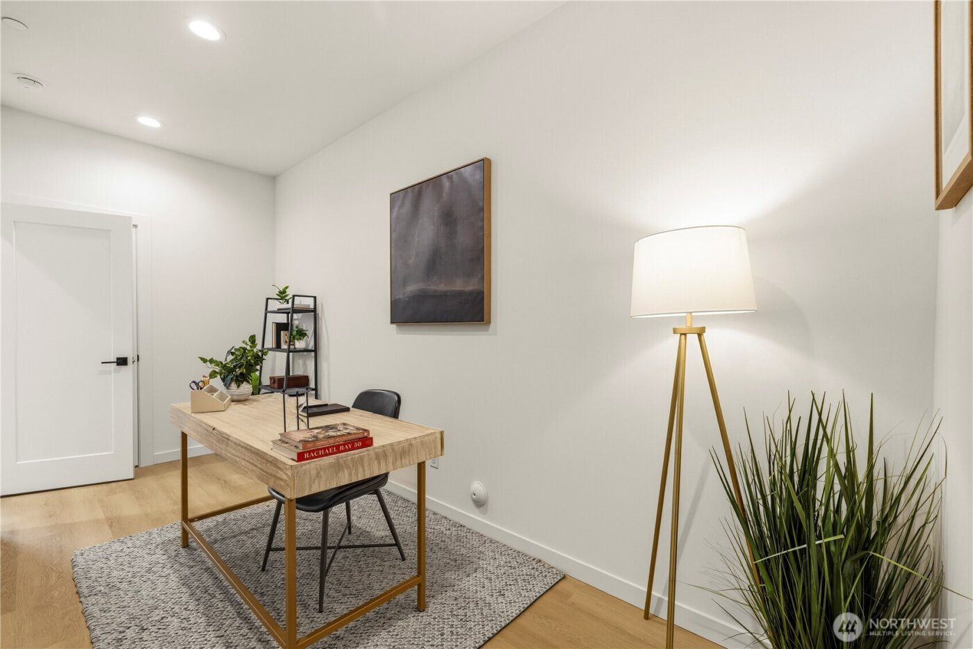 3817 B Fremont Avenue N, Seattle, WA 98103