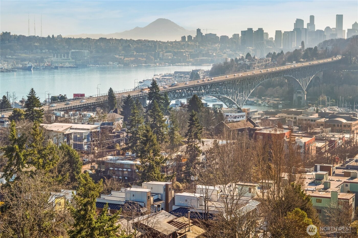 3817 B Fremont Avenue N, Seattle, WA 98103