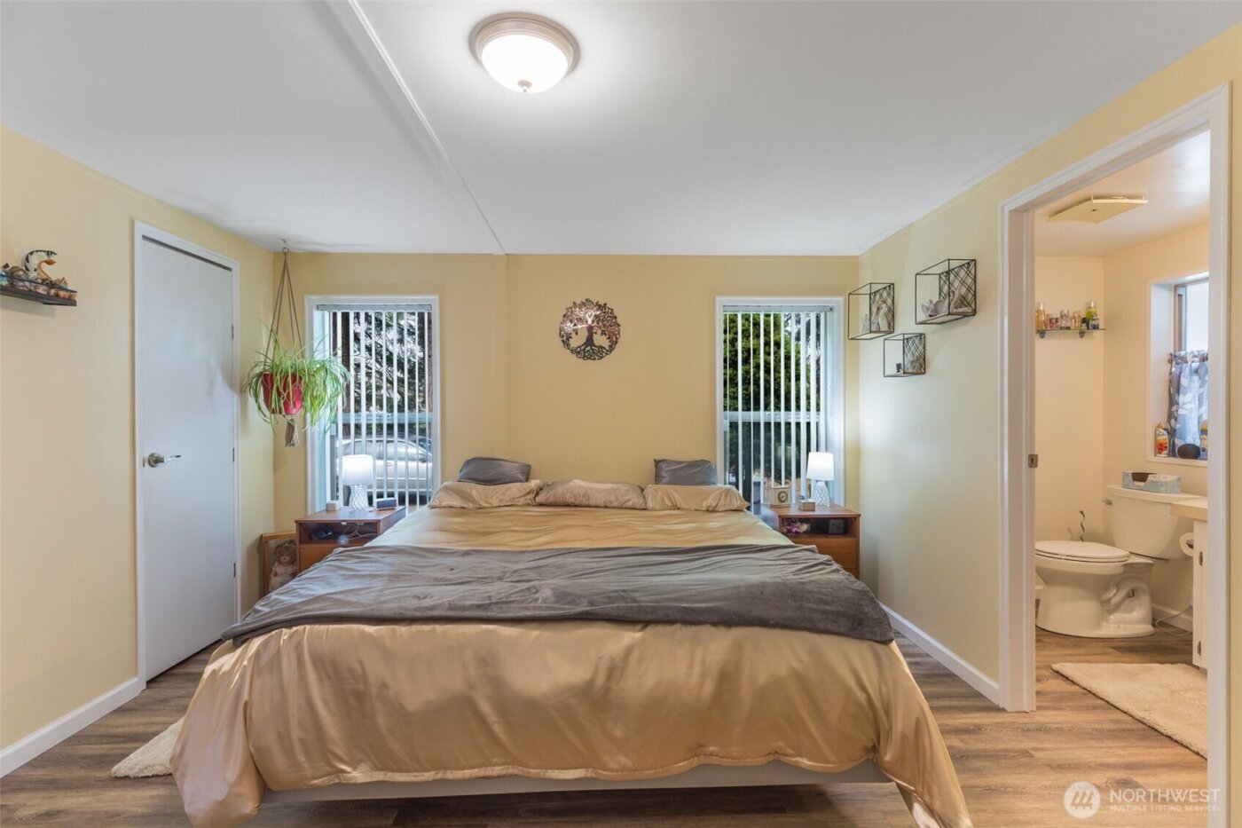 818 82nd Street E #6, Tacoma, WA 98404