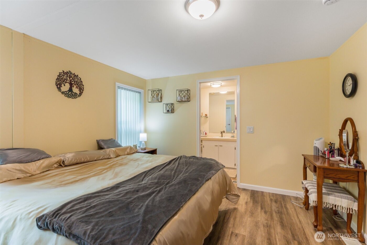 818 82nd Street E #6, Tacoma, WA 98404