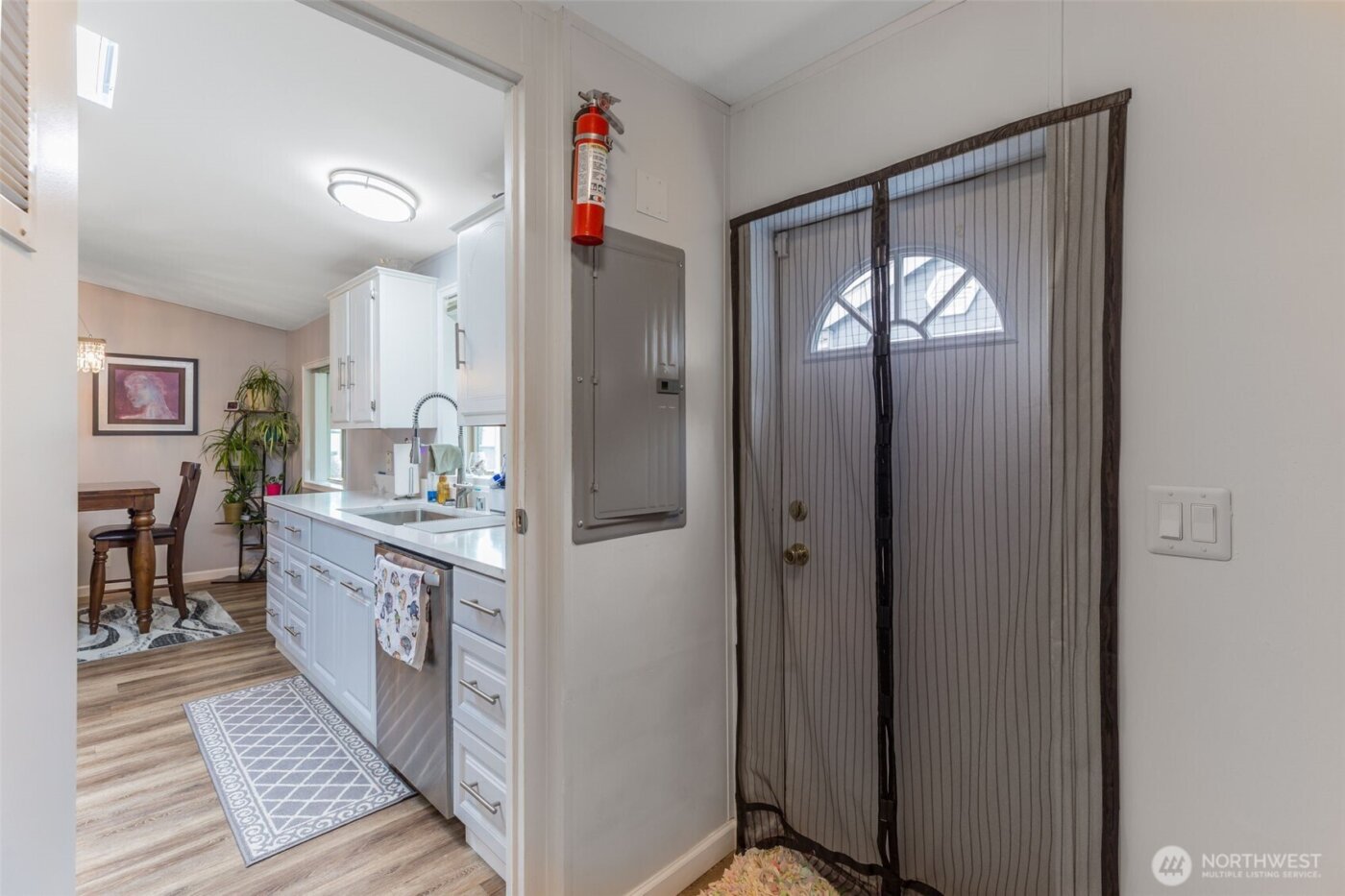 818 82nd Street E #6, Tacoma, WA 98404