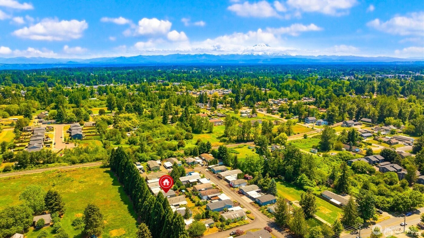 818 82nd Street E #6, Tacoma, WA 98404