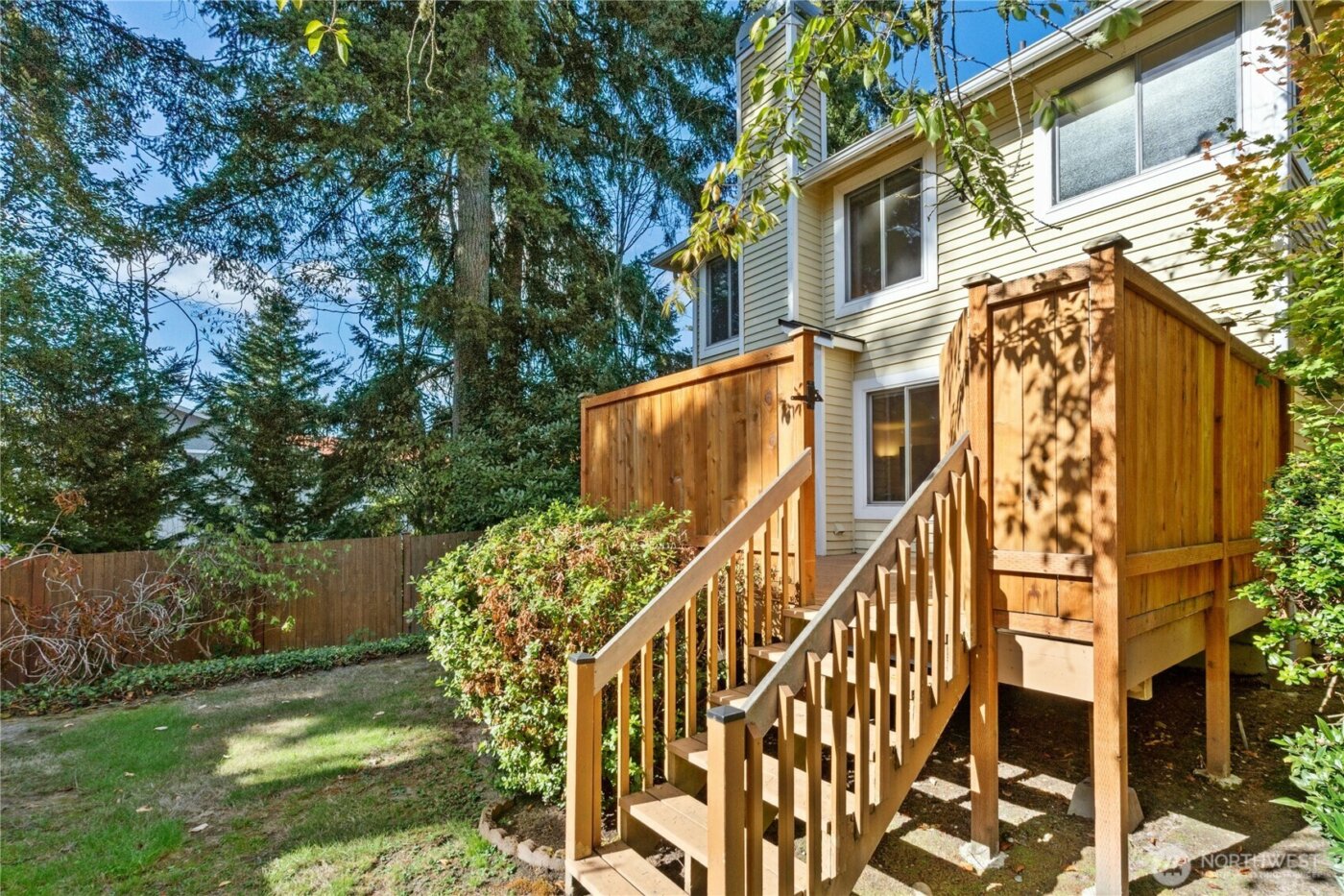 15865 Northup Way #41, Bellevue, WA 98008