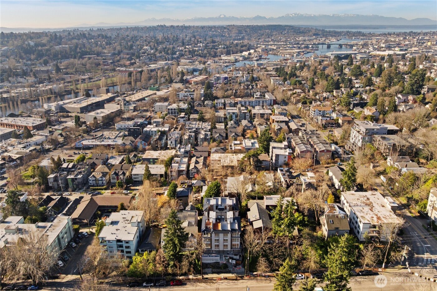 3819 C Fremont Avenue N, Seattle, WA 98103