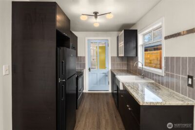 4731 36th Avenue S, Seattle, WA 98118 - Photo 7