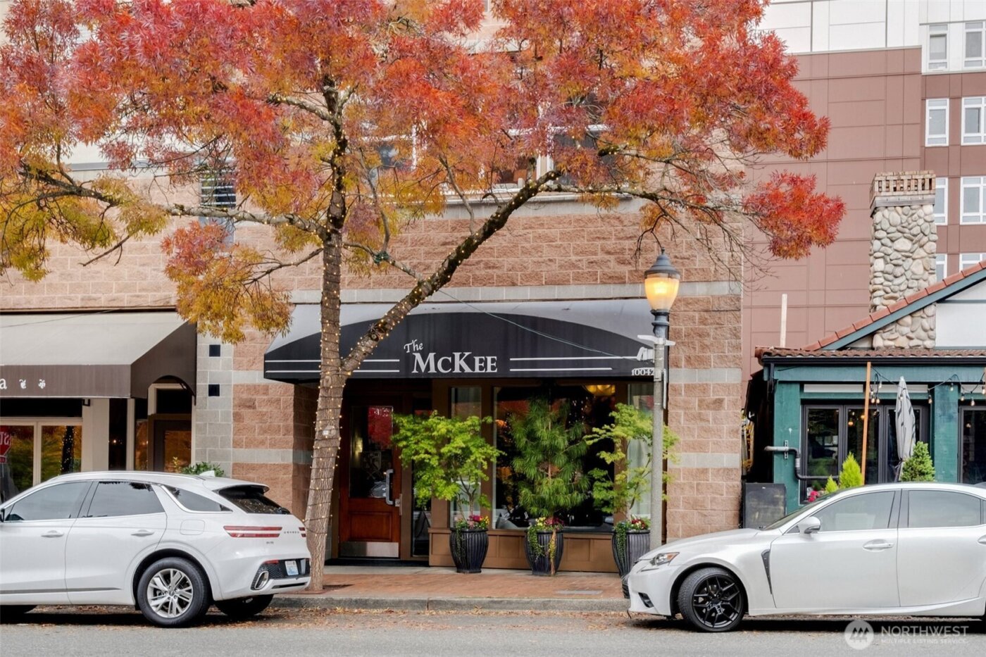 10042 Main Street #203, Bellevue, WA 98004