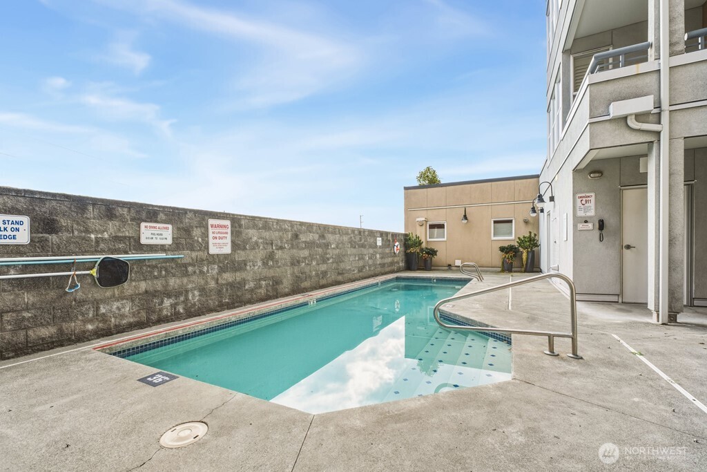 10042 Main Street #203, Bellevue, WA 98004