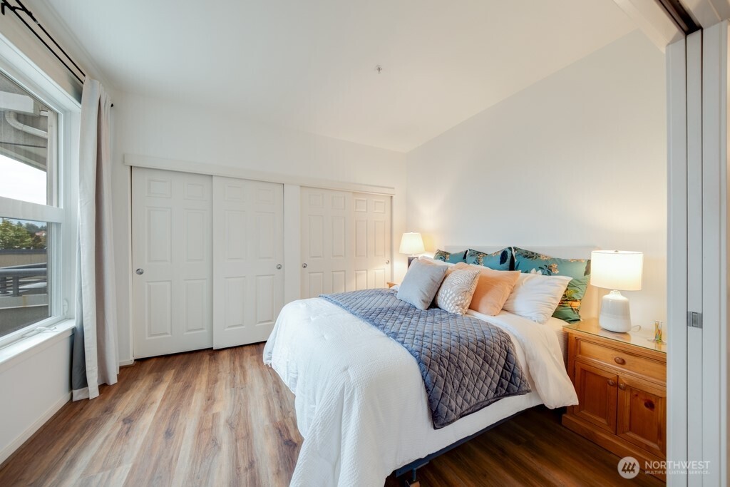 10042 Main Street #203, Bellevue, WA 98004