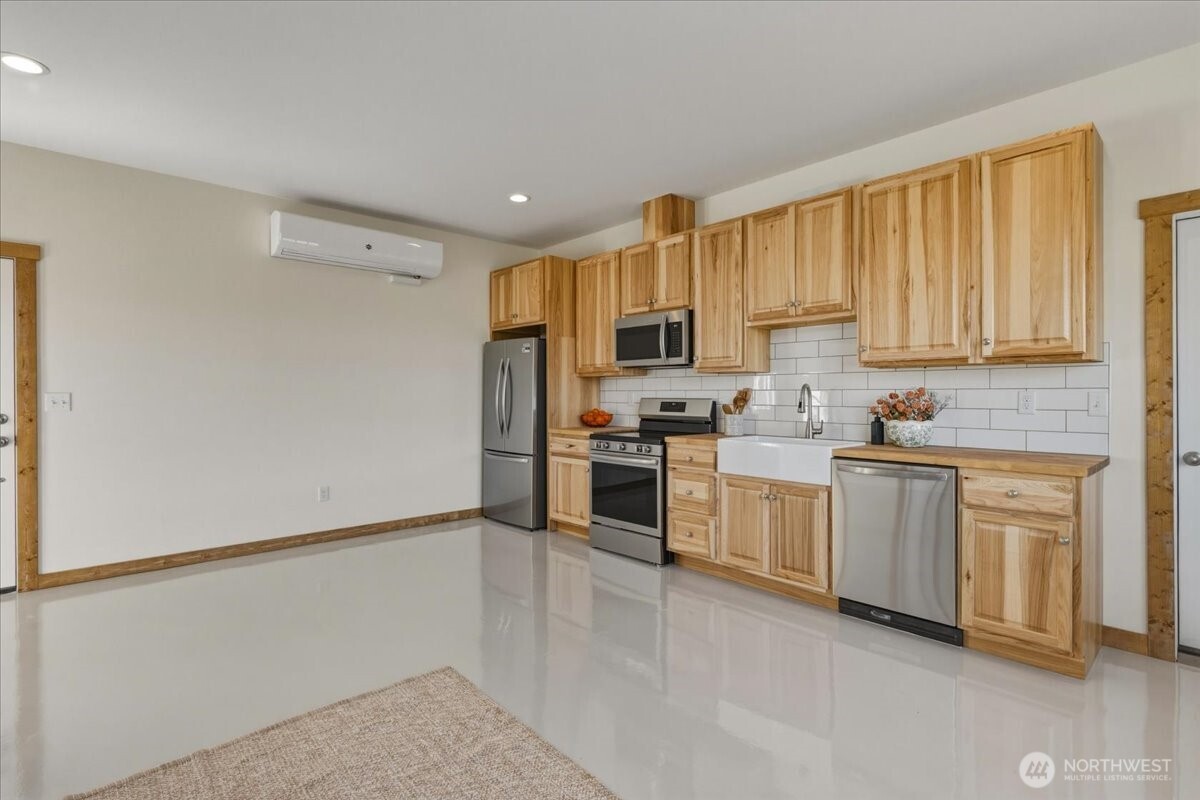 2 Island View Lane , Methow, WA 98834