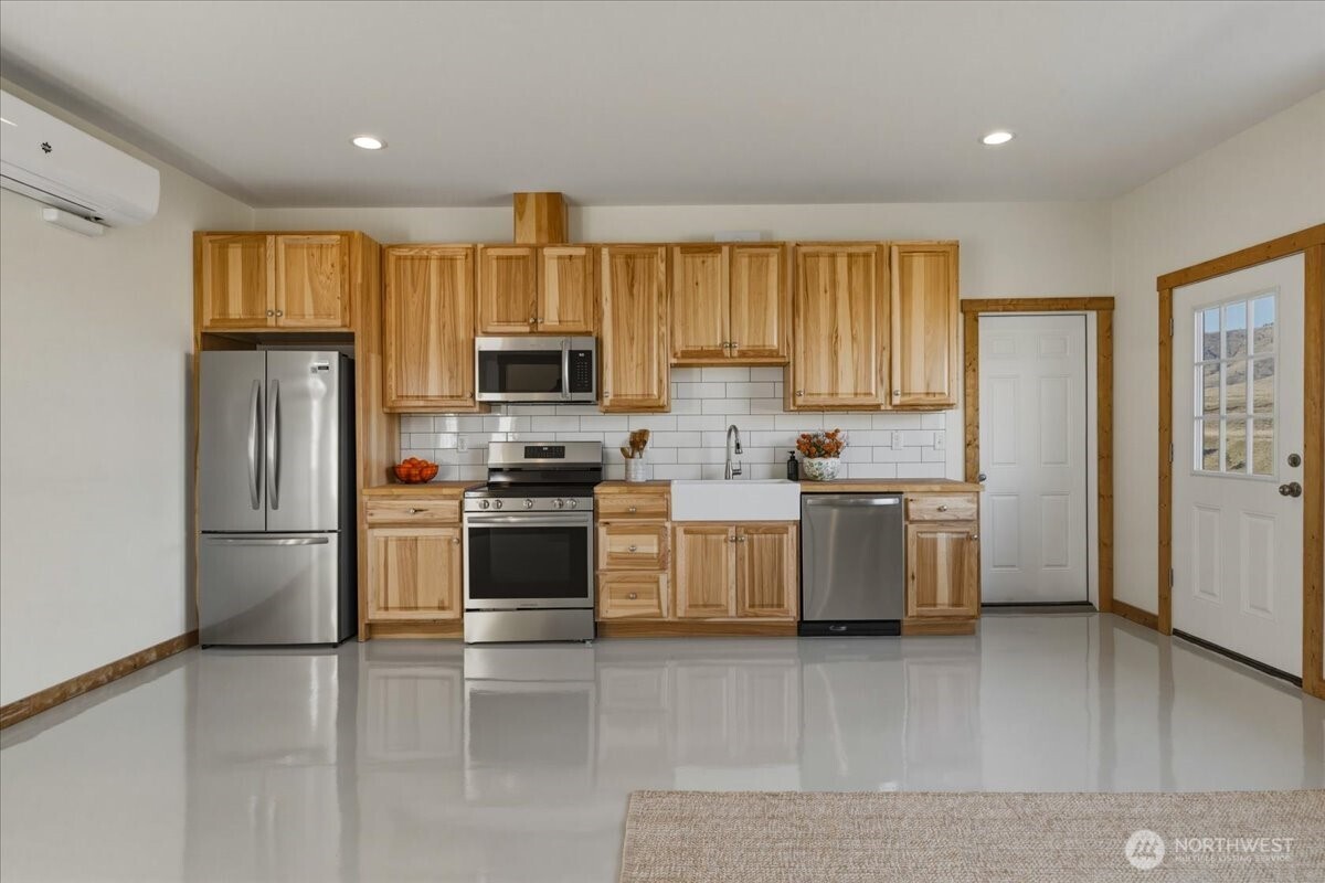 2 Island View Lane , Methow, WA 98834