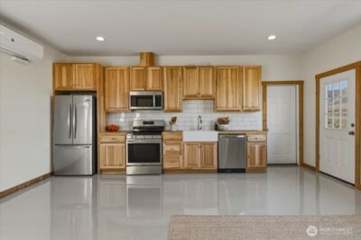 2 Island View Lane , Methow, WA 98834 - Photo 16