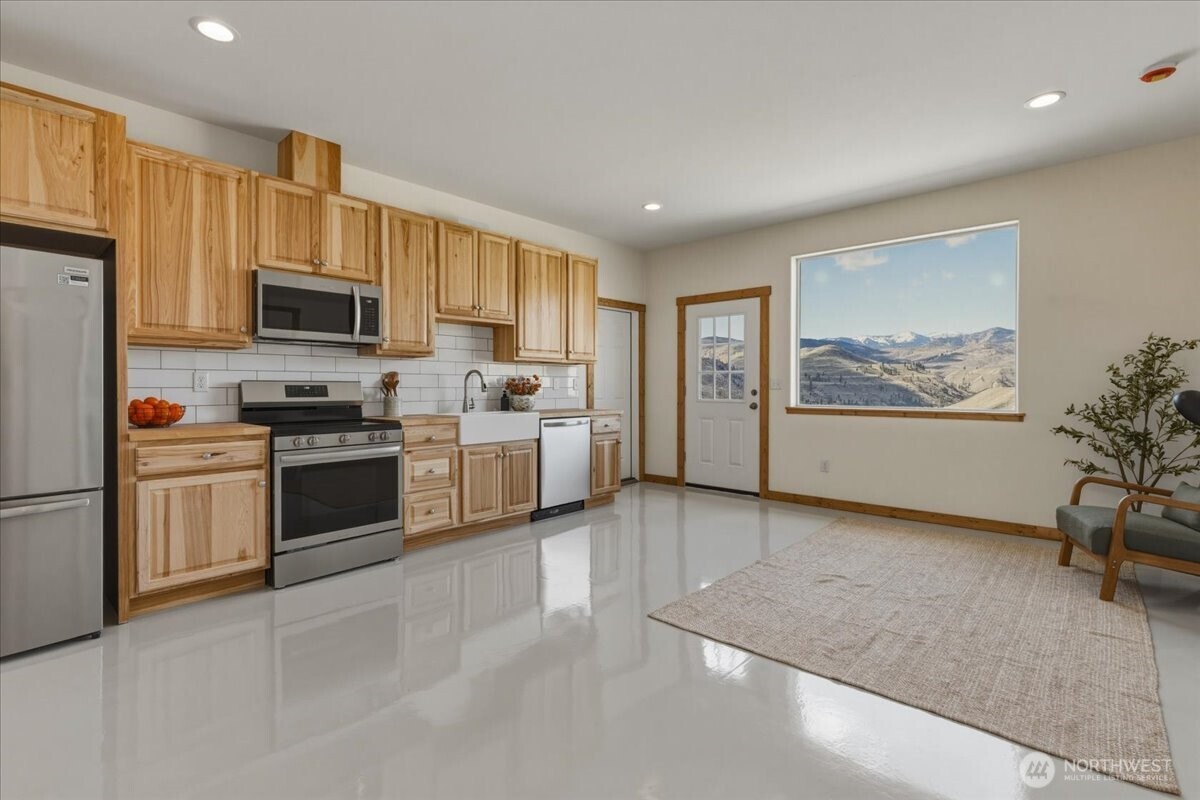 2 Island View Lane , Methow, WA 98834