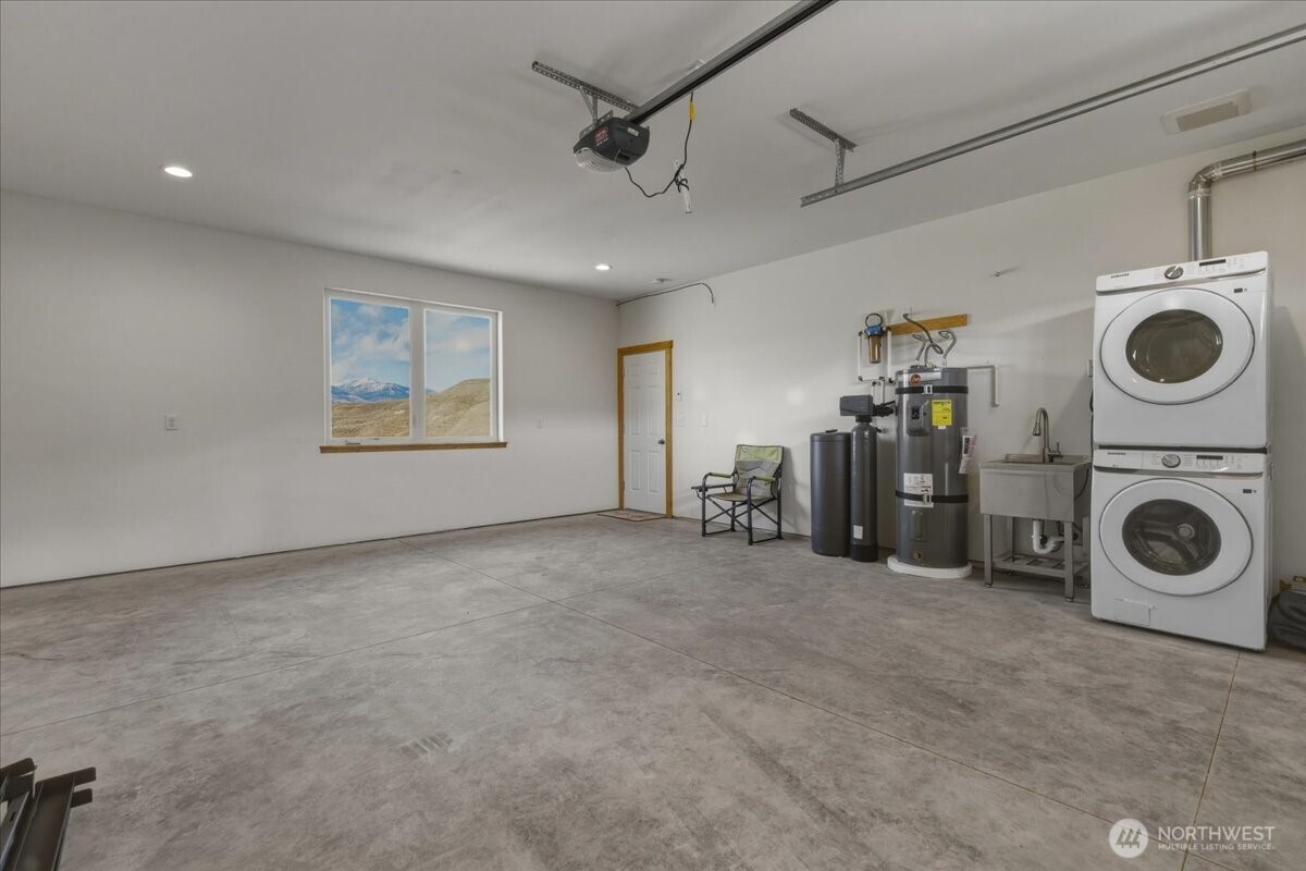 2 Island View Lane , Methow, WA 98834