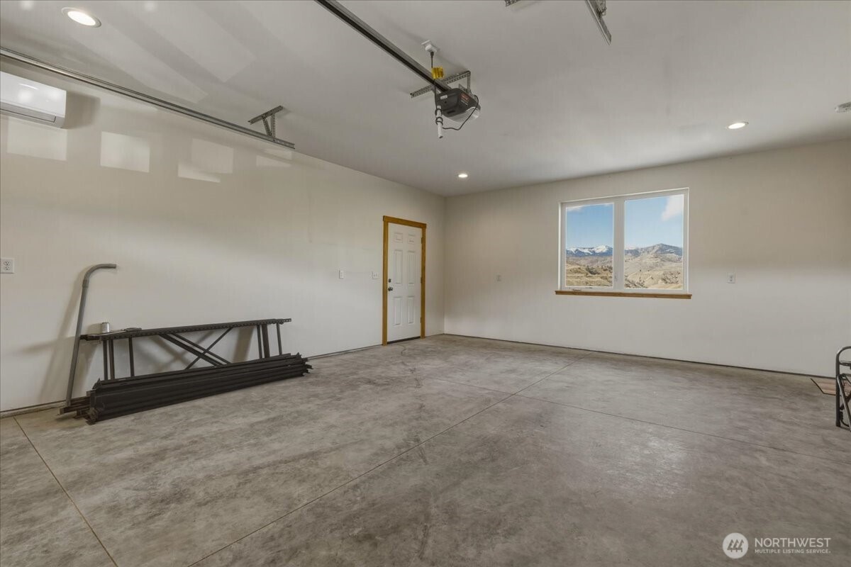 2 Island View Lane , Methow, WA 98834