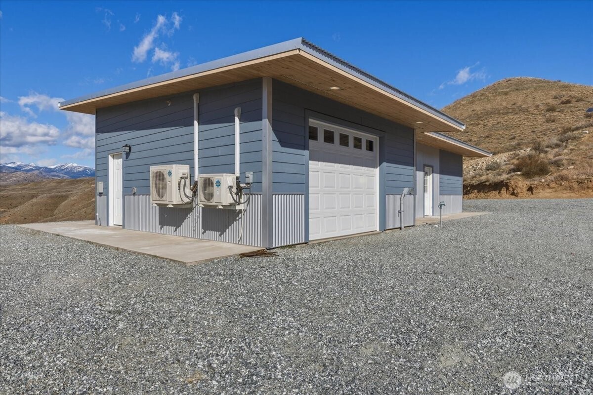 2 Island View Lane , Methow, WA 98834