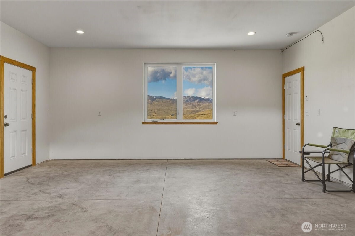 2 Island View Lane , Methow, WA 98834
