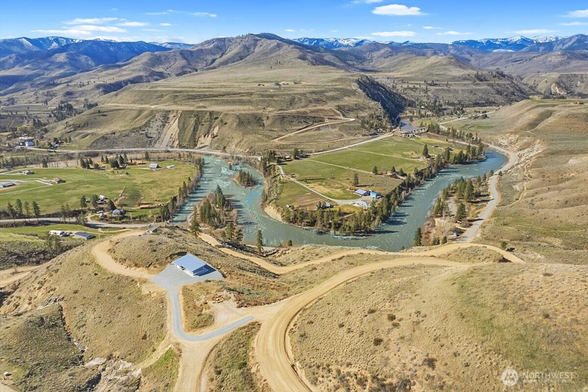 2 Island View Lane , Methow, WA 98834
