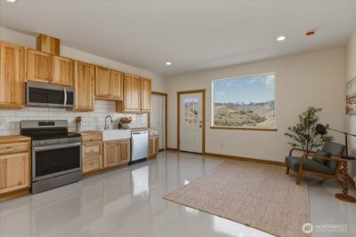 2 Island View Lane , Methow, WA 98834 - Photo 9