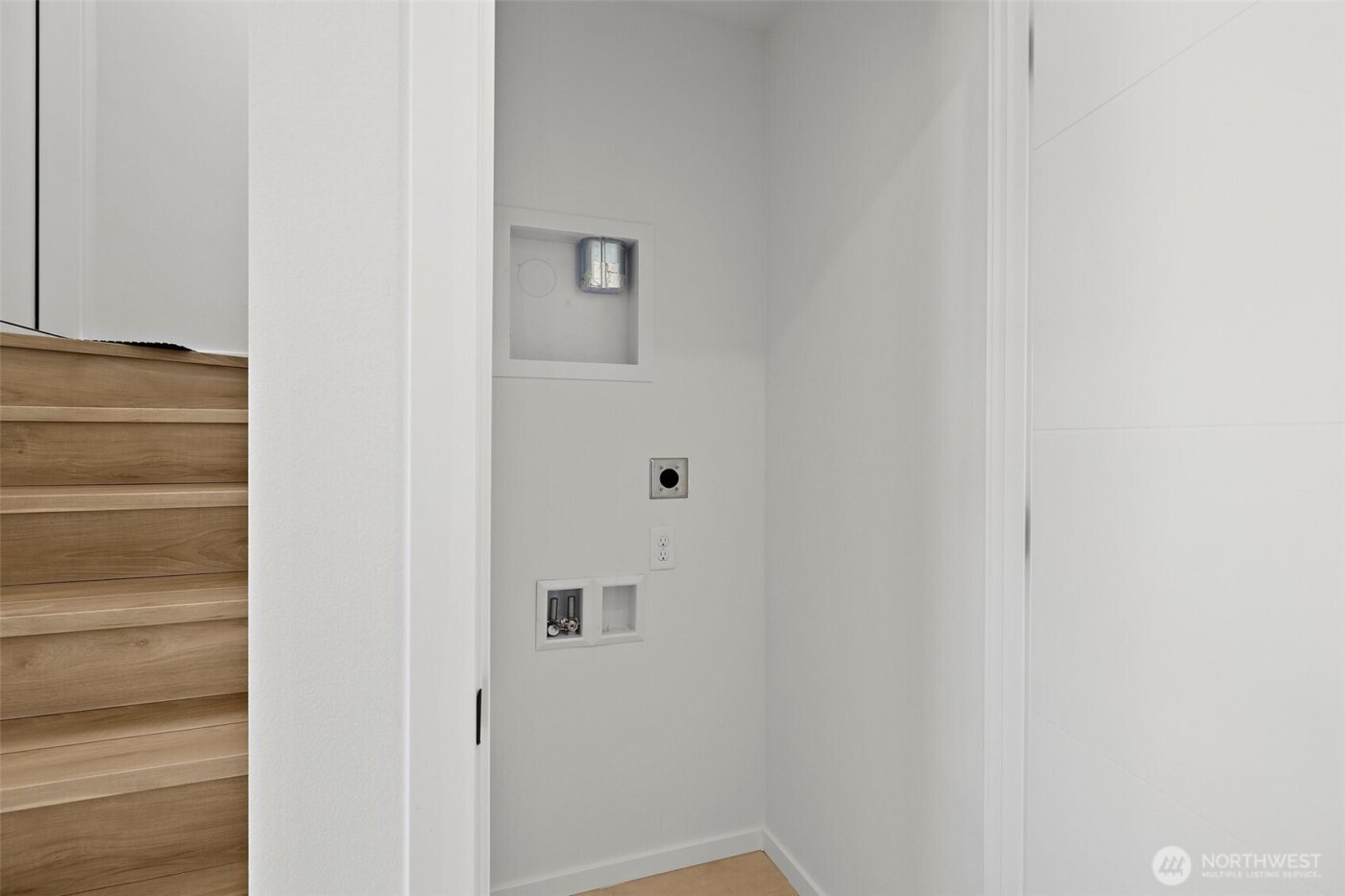 8324 16th Avenue NW #D, Seattle, WA 98117